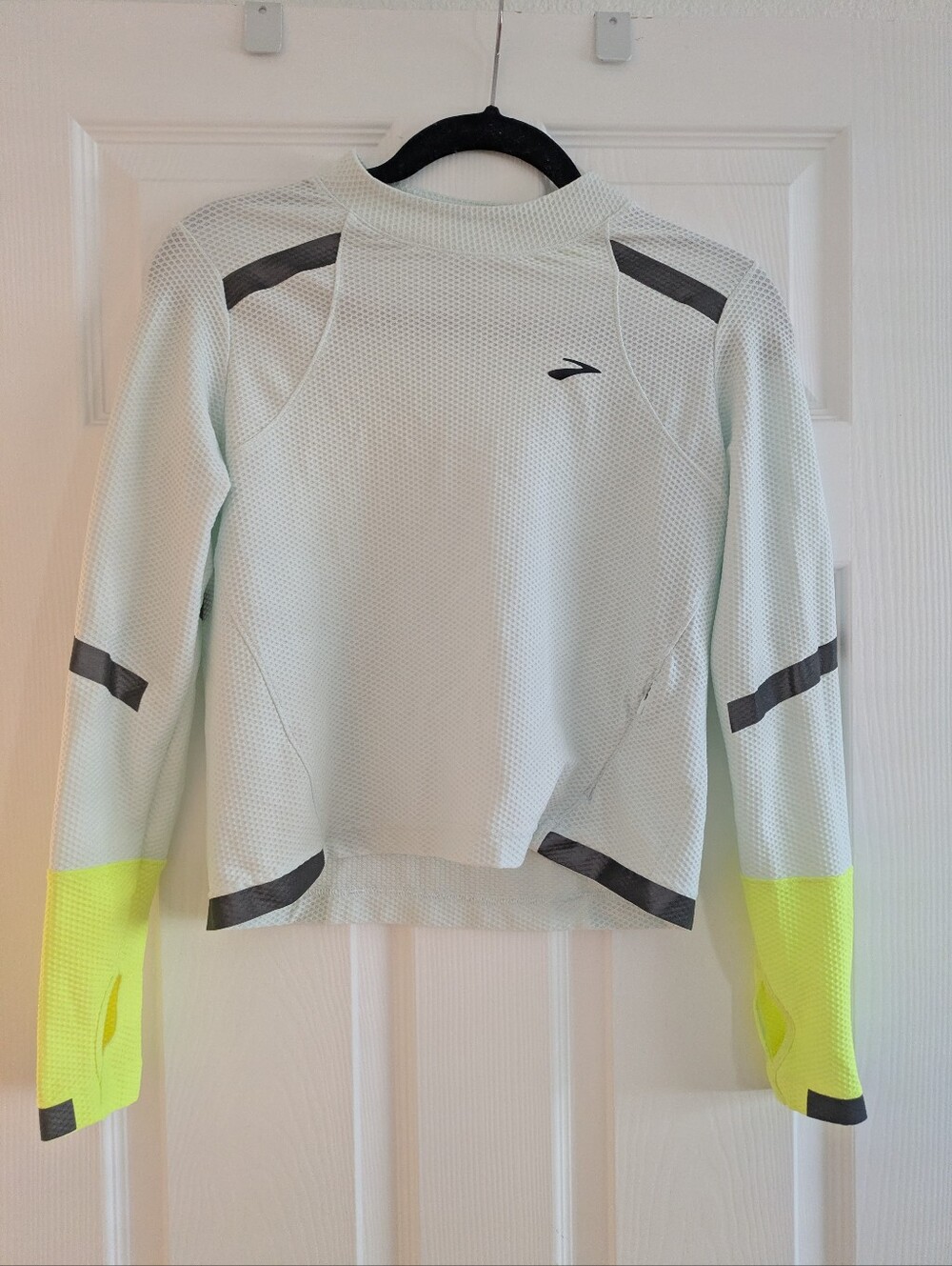 Brooks Light Mint Green Long-Sleeve Performance Top with Neon Yellow Cuffs